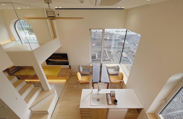 Exclusive Penthouse w/Hanok Village View 3-min Metro next to 2 Palaces