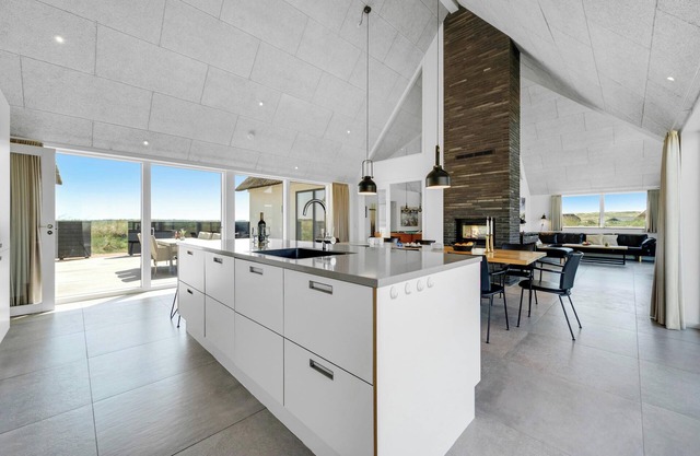 Exclusive pool house with activity room in Houvig just 150 meters from the North Sea 1033