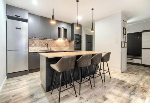 Exclusive Riverbank Apartment Torunska