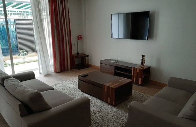 Executive D2W suites and residences 3
