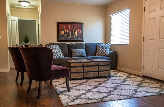 Executive Duplex Pacific Beach w/AC