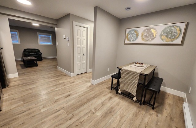 Executive & Quiet 2 BDRM in the Heart of the City