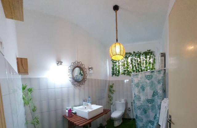 Exotic Tropical villa- less than 1min walk from the beach