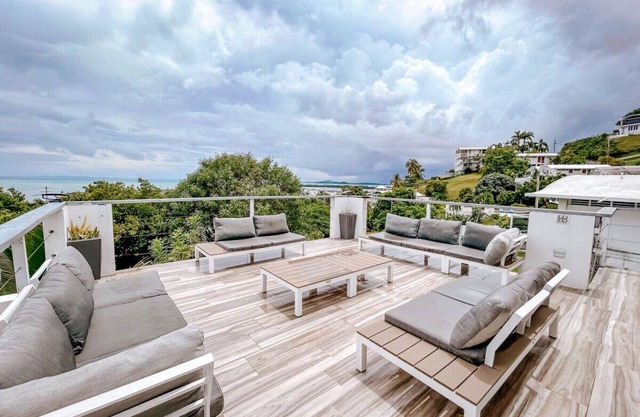Expansive Ocean-View Retreat with Spacious Balcony