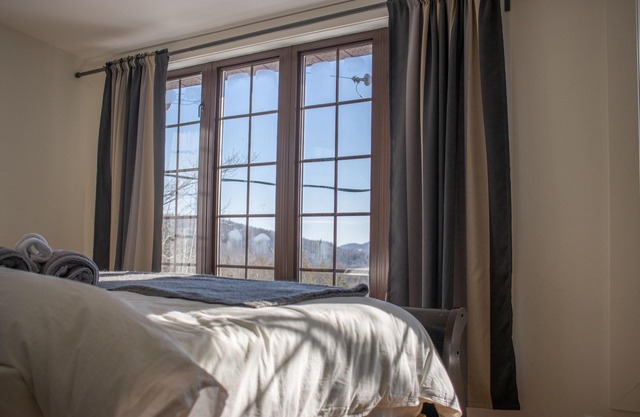 Experience Cozy Lakeside Living at The Grand Miramont! 🌲🏞️