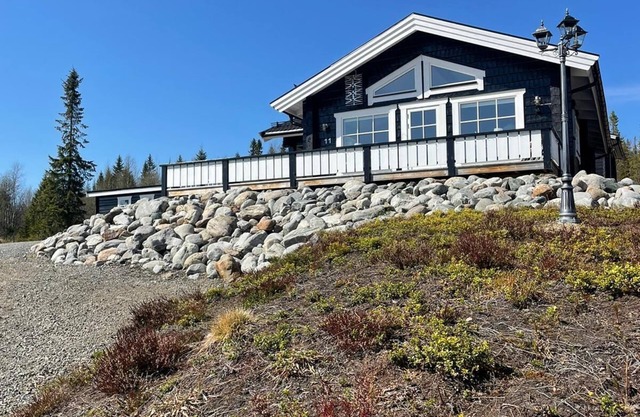 Experience Fjällkroken, an Exquisite Mountain Cabin Built in 2016