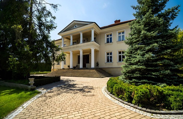 Experience History: Stunning Mansion near Krakow