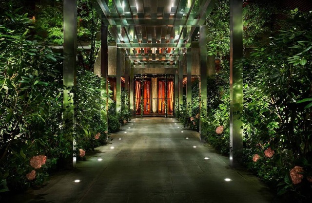 Experience the Heart of NYC: Designer Suites with Amazing Roosevelt Park View
