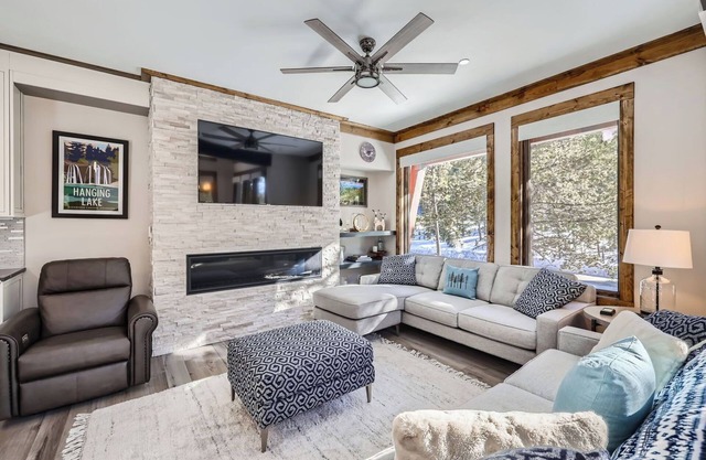 Exquisite Brand-New Townhome in a Picturesque Setting