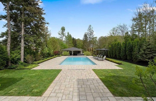 Exquisite private Villa just outside of the city.