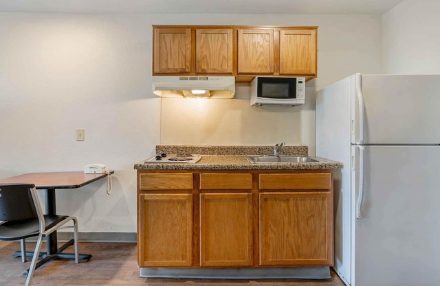 Extended Stay America Select Suites - Indianapolis - Lawrence