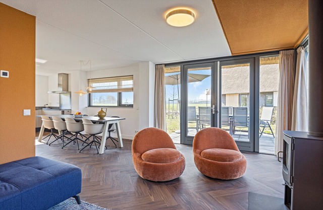 Extra luxury 8-person accommodation in the holiday park Landal Drentse Lagune