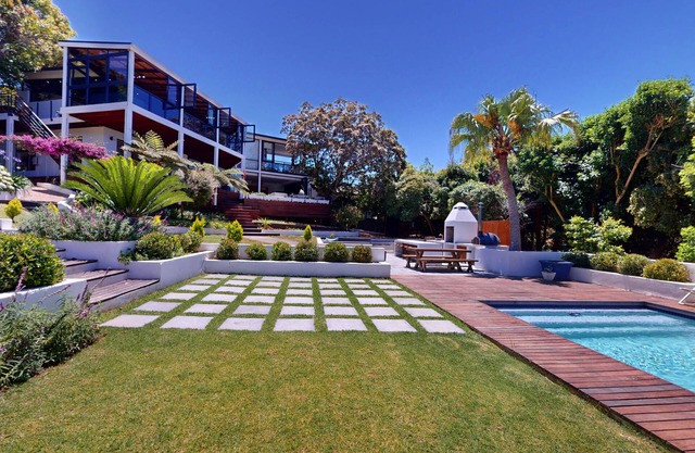 Extraordinary Villa in Cape Town. Perfect for a group trip or large family