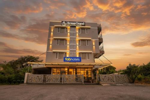 FabHotel Avasa Grand - Nr Big Daddy Casino