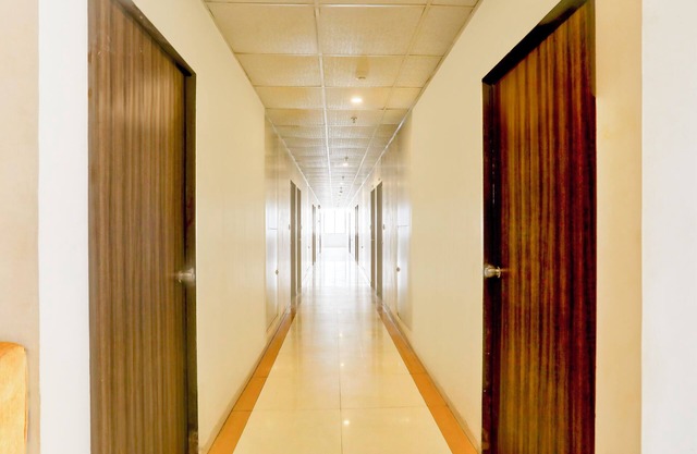 FabHotel Prime Ace II - Near Jupiter Hospital