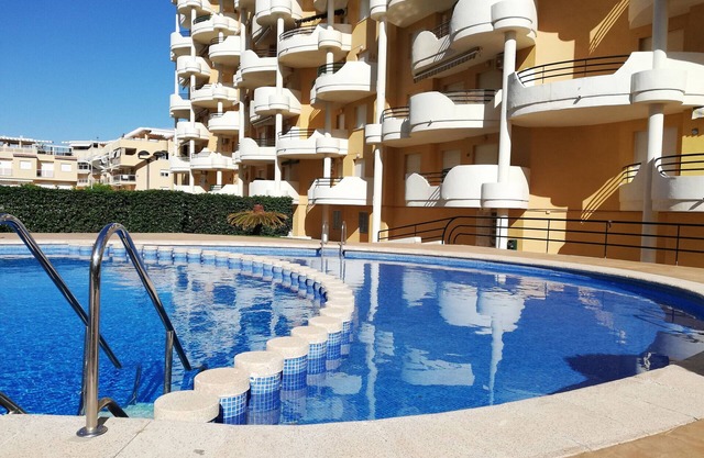 Fabulous seventh floor, three bedrooms, two terraces and spectacular views!