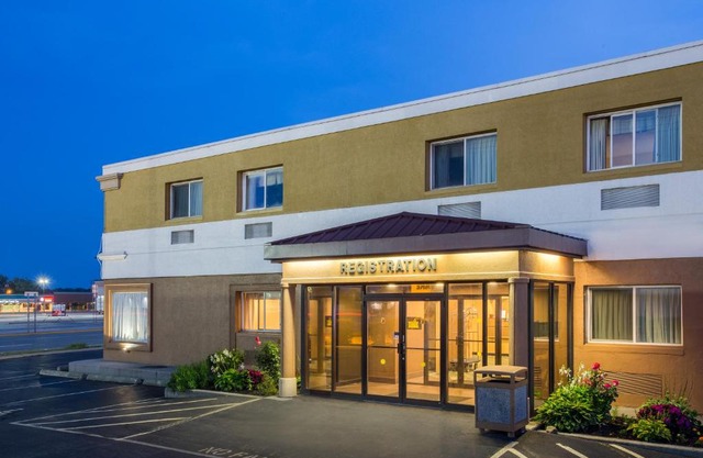 FairBridge Inn Express Buffalo Airport Williamsville