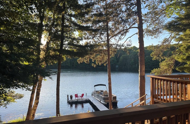 Fall Dates/Hot Rates Sept 1-12, Sept 17-24. 10 min N. of Minocqua