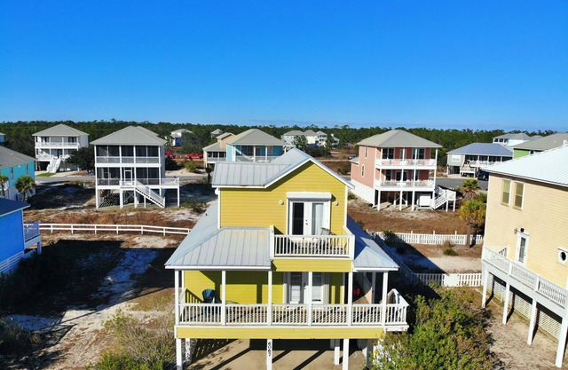 Fall Discounted! Great Views w/Pools, Tennis, Pickleball