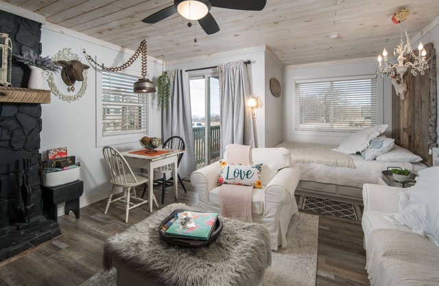 Fall Sale@ Love Shack! Hike, Bike & Chill+Hot Tub