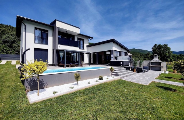 Familly Wellness Villa