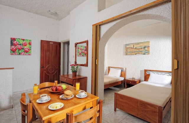 Family 1 Bedroom Apt with Washing Machine for 5