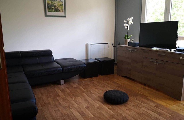 Family apartment near Versailles parking and balcony