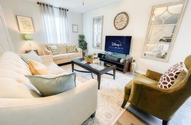 Family Cottage Cozy Family Gem near SeaWorld Lackland