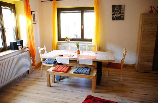 Family-friendly large apartment, just 15 minutes from Weimar, Jena and Apolda