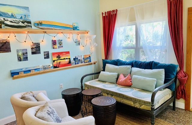 Family-friendly, Late Check-Out, Steps to Beach, Beach Equipment, Laundry, BBQ