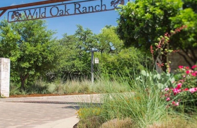 Family Getaway! Hyatt's Wild Oak Ranch-2 Bedroom