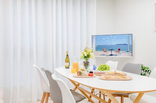 Family & Group stay, 3Room 5Beds, Near Jamsil KSPO DOME, Seongsu, Lotte World, Gangnam
