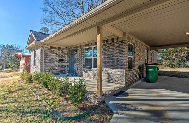 Family Home ~ 5 Mi to Downtown Little Rock!