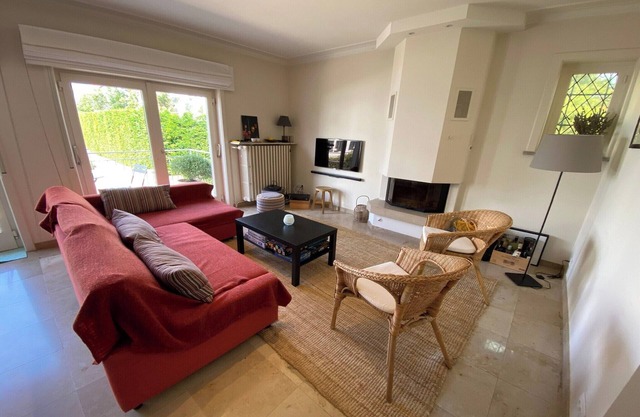 Family Home near Beach in Golden Triangle