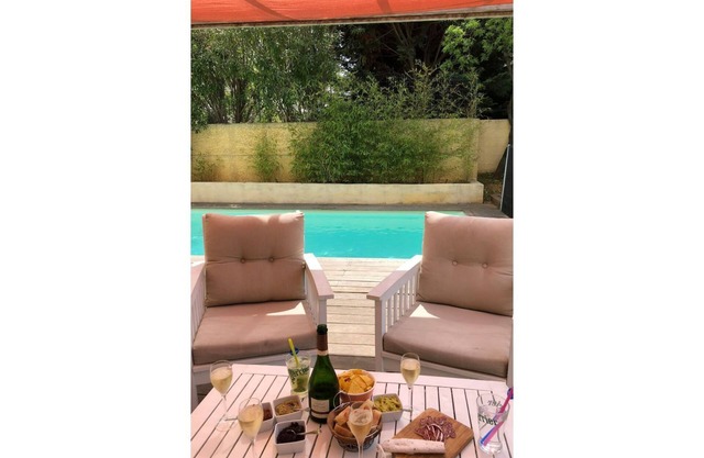 Family home with pool in Montpellier