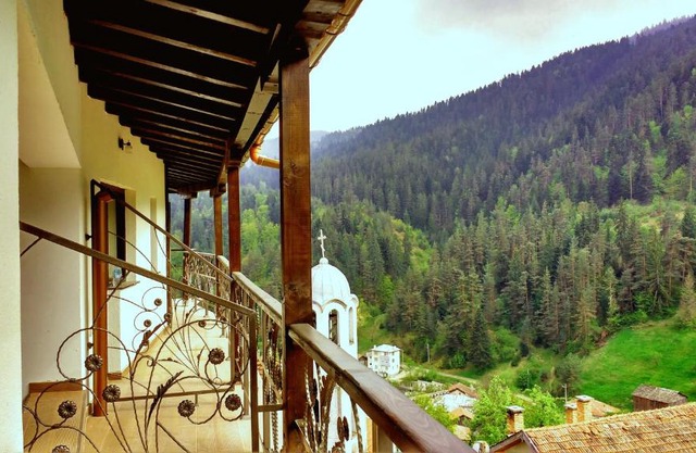 Family hotel Valchanovata Kashta
