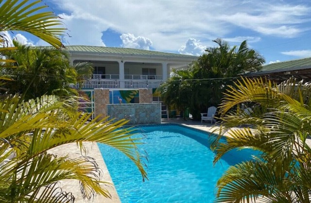 Family Apt w/Balcony at El Flamingo Beach Club