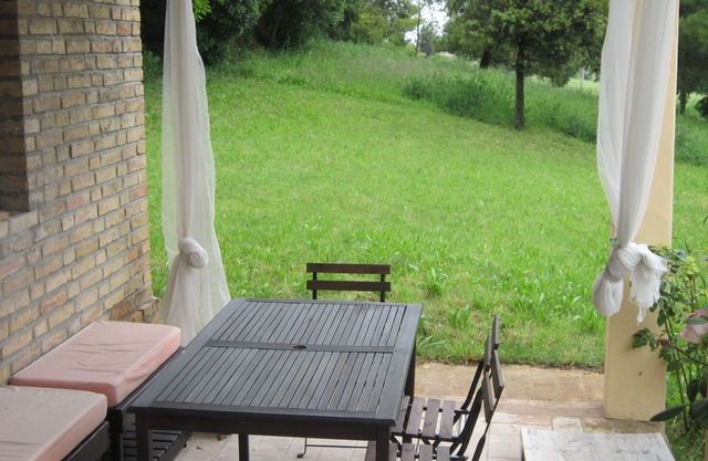 Family property in the beautiful Marche countryside near to the Conero sea park