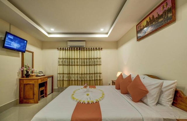 Family Suite: 1double bed & single bed - free pick up