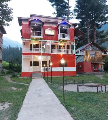 Family Ties Hotel, Neelum Valley, Taobat