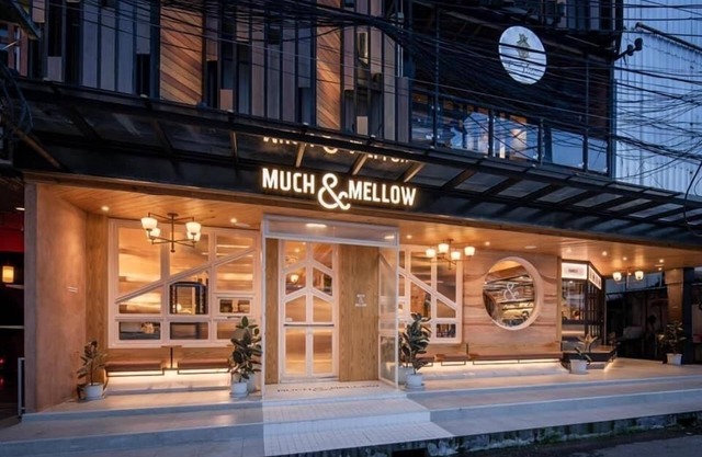 Family Tree Hotel