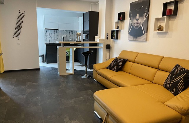 Fancy Westpark 2 Residence Lakeview W7
