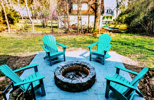 FancyFoxCabin - Luxury @ the Lake, Fire Pit Grill, Boat Ramp, Arcades & Fishing