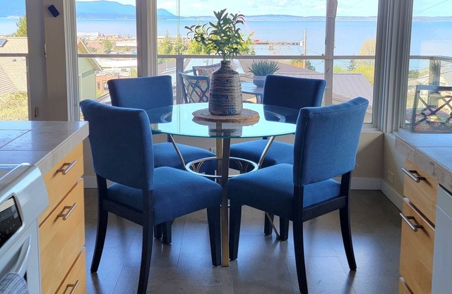 Fantastic Bellingham Bay View Condo just steps to Fairhaven Village & Boardwalk!