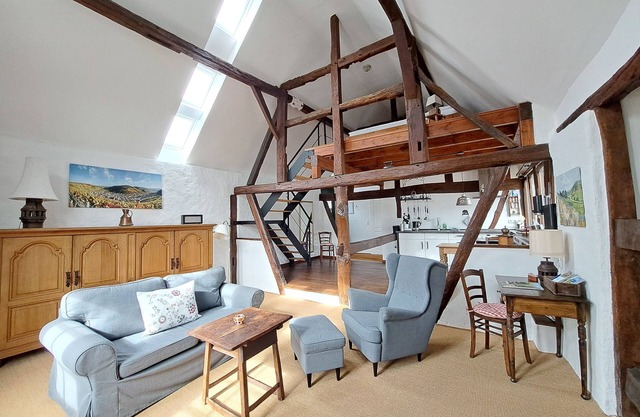 Fantastic Eifel apartment for 2 people with sauna, countryhouse garden & terrace
