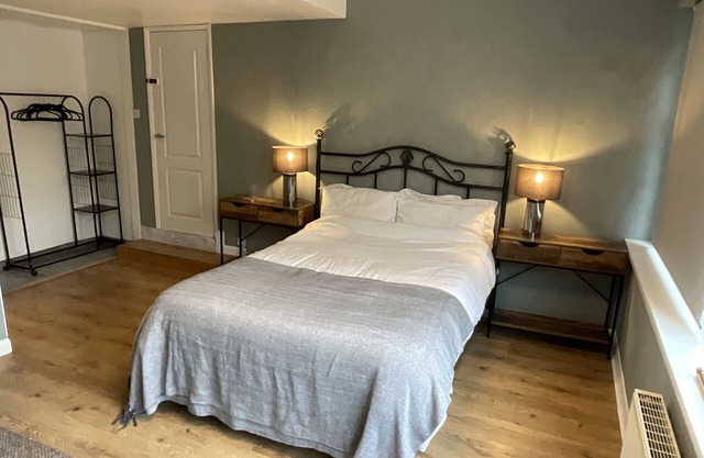 Fantastic Private Studio Apartment