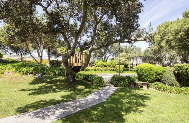Fantastic Vacation Retreat, Family Reunions , and Private Pool!