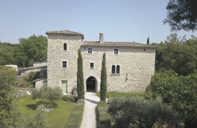 Farm cottage in an authentic Provencal farmhouse between Cévennes and Camargues