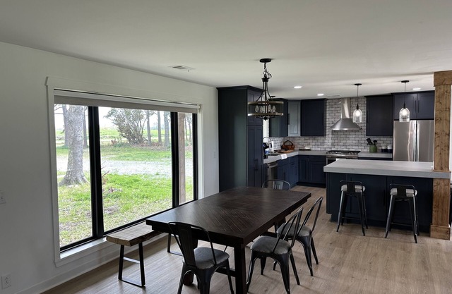 Farmhouse in McCrory, Arkansas on 5 acres is a cozy retreat. Witness the Eclipse