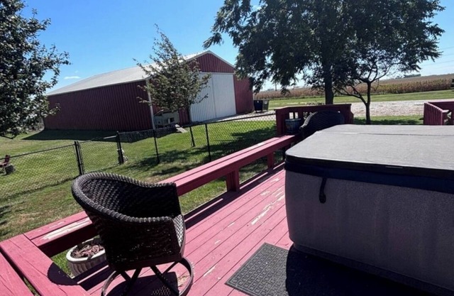 Farmhouse Oasis